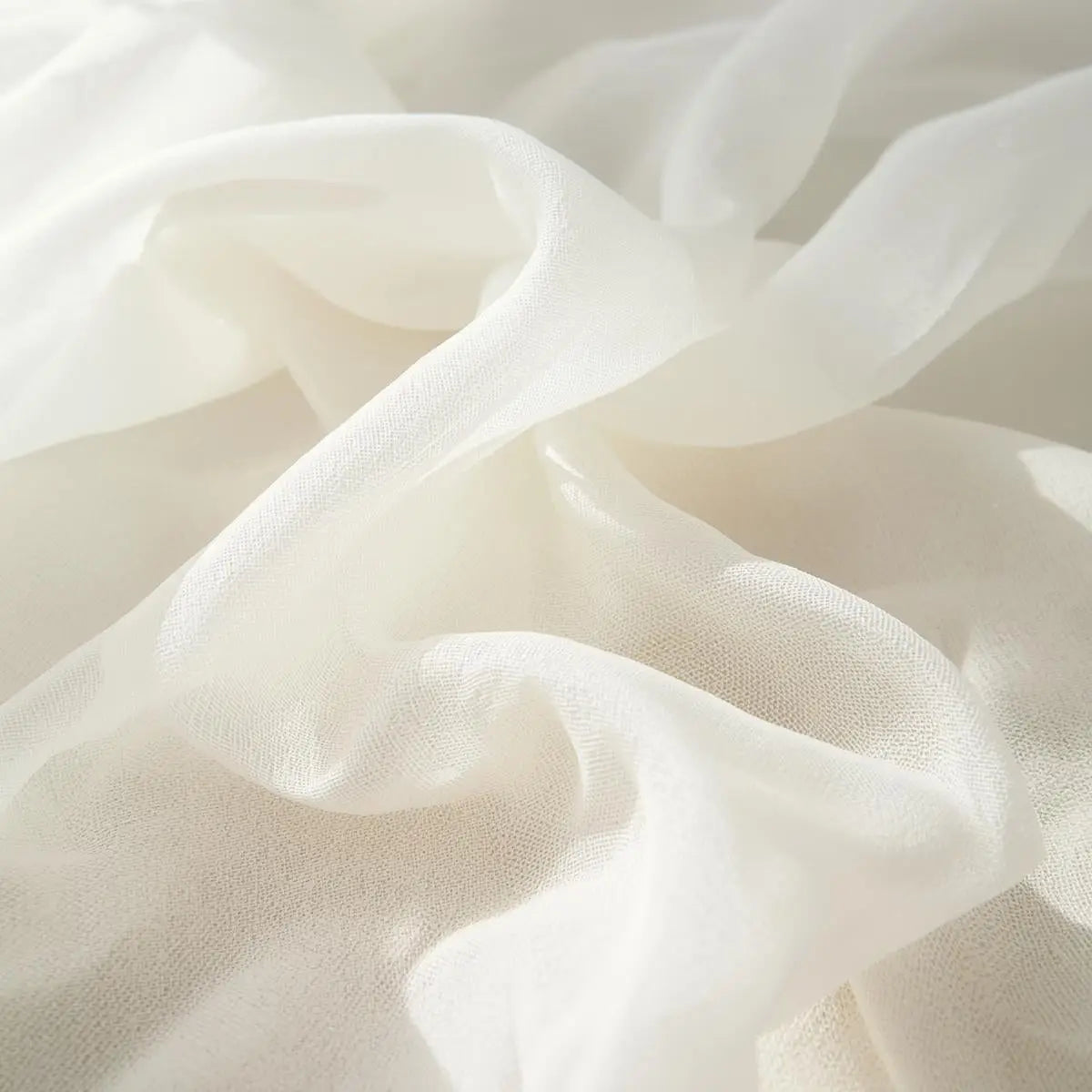 Quels tissus associer à vos bijoux égyptiens ?